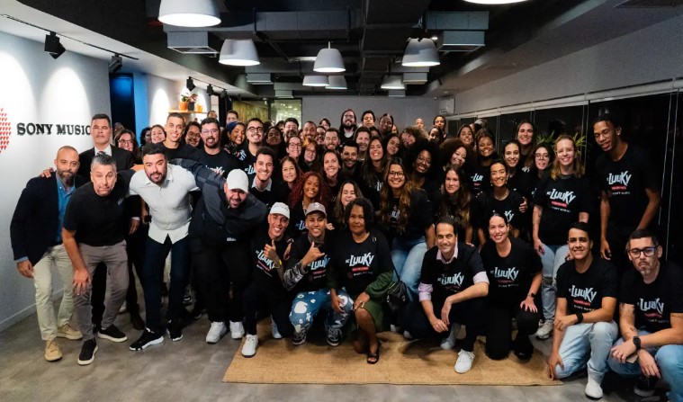 MC Luuky assina com a Sony Music e inicia nova fase na carreira com mais de 500 milhões de streams 2 MC Luuky assina com a Sony Music e inicia nova fase na carreira com mais de 500 milhões de streams